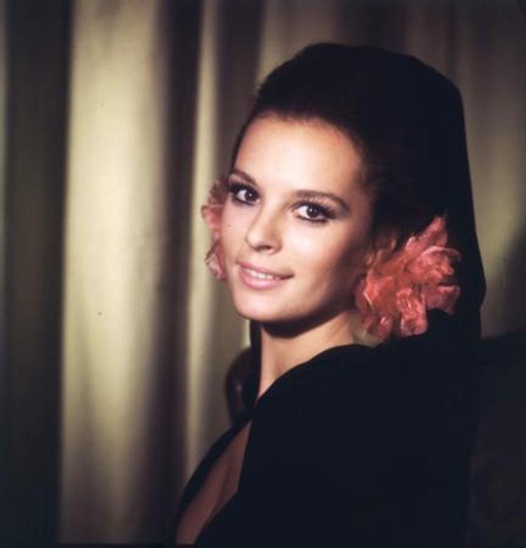 Hülya Koçyiğit