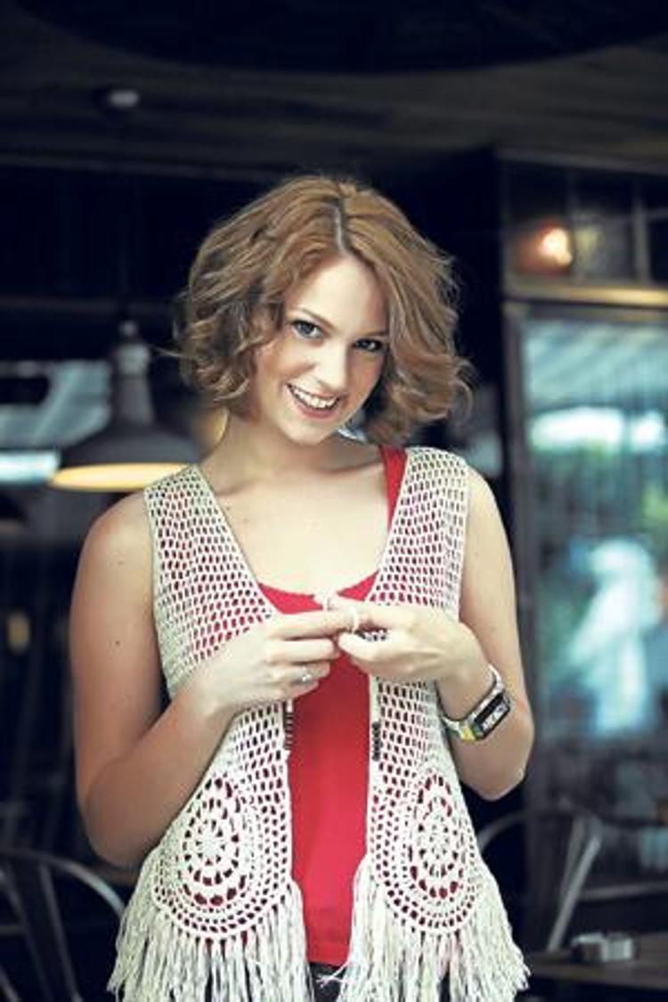 Farah şairler filminde