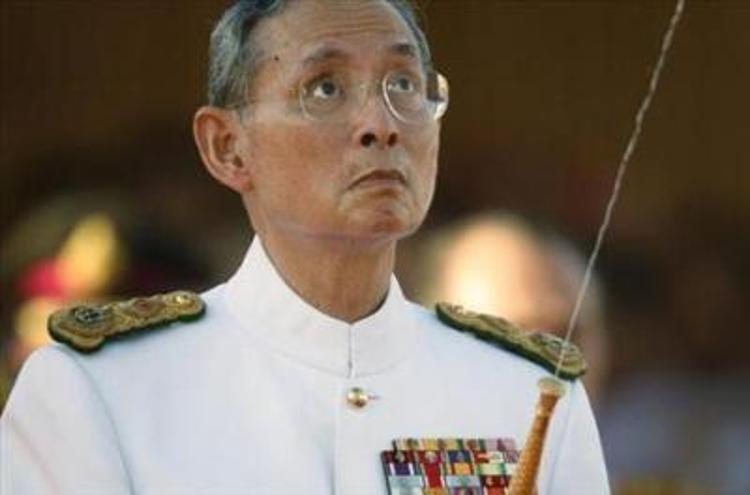Tayland Kralı Bhumibol Adulyadej