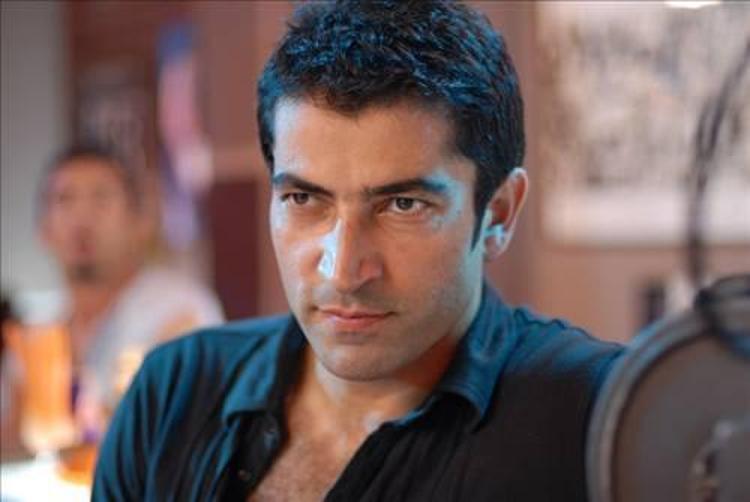Kenan İmirzalıoğlu - 39