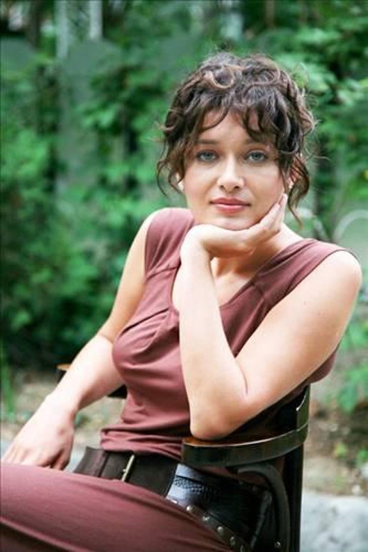 Nurgül Yeşilçay - 37