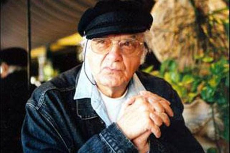Kerem Alışık ayrıca Atilla İlhanın yeğeni.