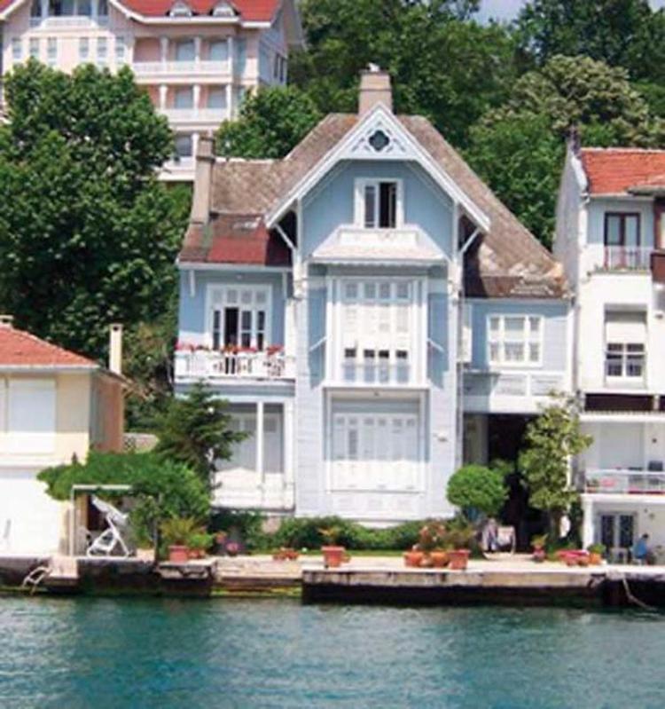 Ünlülerin yaşadığı evler