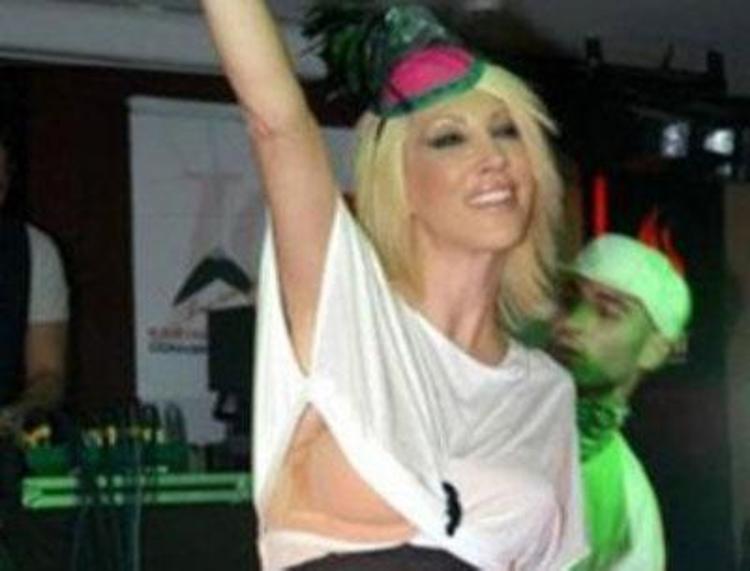 Hande Yener