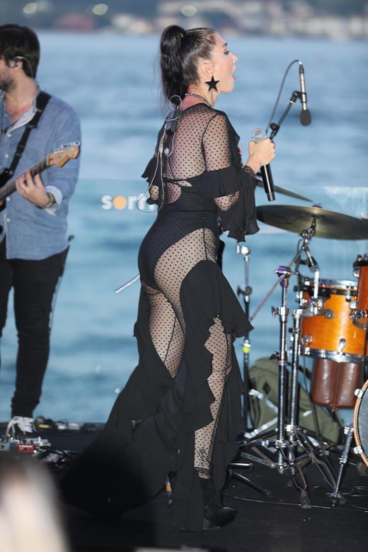 Hande Yener gözyaşları içinde anlattı Meme kanserini atlattım