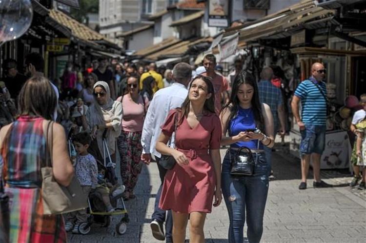 Hafta sonu hafta içi sokağa çıkma yasaklarıyla ilgili son dakika gelişmesi Vakalar patladı, ve geliyor, peş peşe yasak kararları...