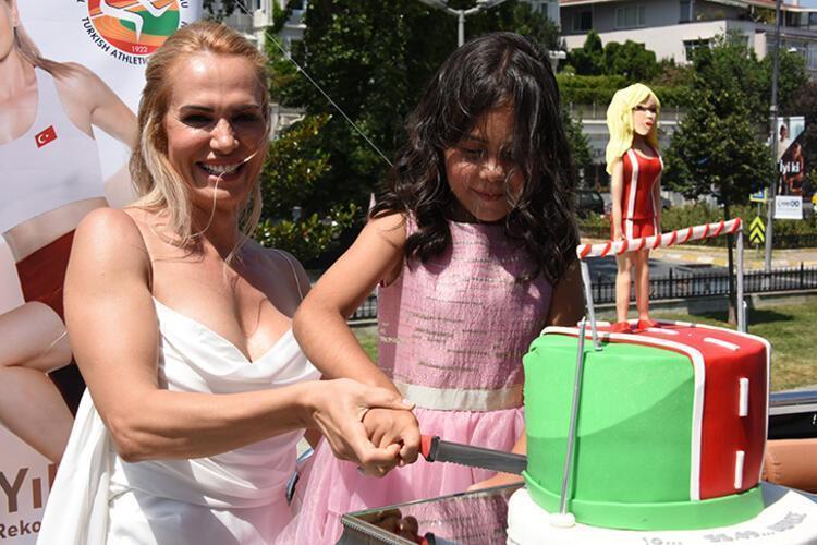 Nagihan Karadere: Altı ay felçli kaldım