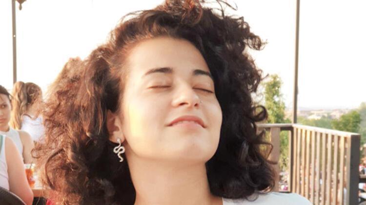 Azra Gülendam Haytaoğlunan duygulandıran paylaşım: Onu görmeden öleceğim