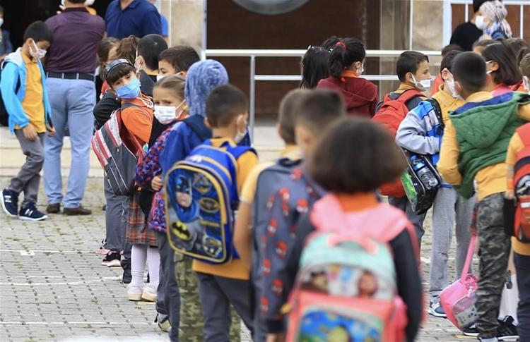 2)AŞISIZ ÖĞRETMENE HAFTADA 2 KEZ PCR TESTİ