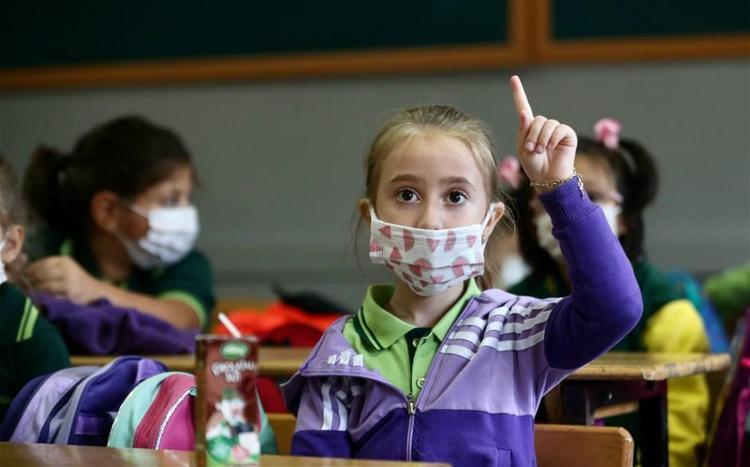 Milli Eğitim Bakanlığı (MEB) resmen duyurdu 81 ilde flaş değişiklik kararı, 18 milyon öğrenci...
