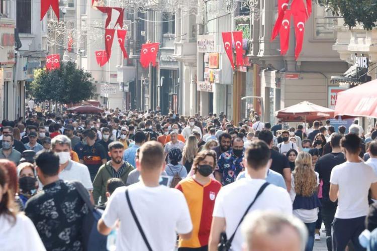Hafta içi hafta sonu yasakları ile flaş gelişme Ve belli oldu, kafe, lokanta, AVM...