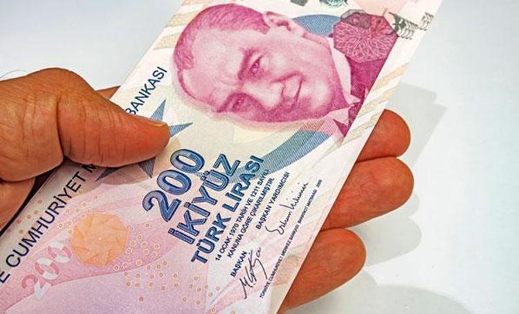 Destekten yararlanması için aylığı alacak kişinin mi gelirine bakılıyor