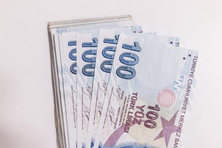 Bankada hesabı olan herkesi ilgilendiriyor Değişti, resmen duyuruldu 650 lira...