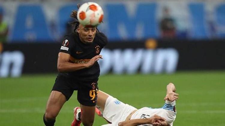 Marsilya deplasmanında Avrupa Ligindeki liderliğini koruyan Galatasarayda Sasha Boey üzüntüsü yaşanıyor. Yeniden sakatlanan genç sağ bek Çaykur Rizespor maçında forma giyemeyecek.