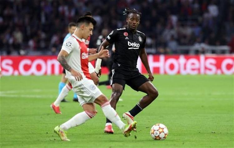 Hollanda Televizyonuna göre, Amsterdam ekibinin merhamet göstermesi nedeniyle Beşiktaş farklı yenilemekten kurtuldu.