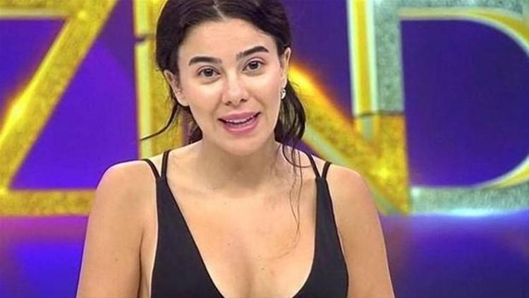 Asena Atalay uzun süre sonra sosyal medyaya döndü