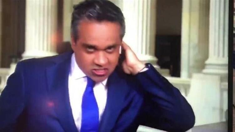 Raju, kamera arkasındaki ekibe, Üzerimde daha fazla var mı Peki ya saçımda var mı diye sordu. Bu hayvanlar nereden geliyor böyle diyerek tepkisini dile getiren gazeteci, daha sorna çekime devam etti.