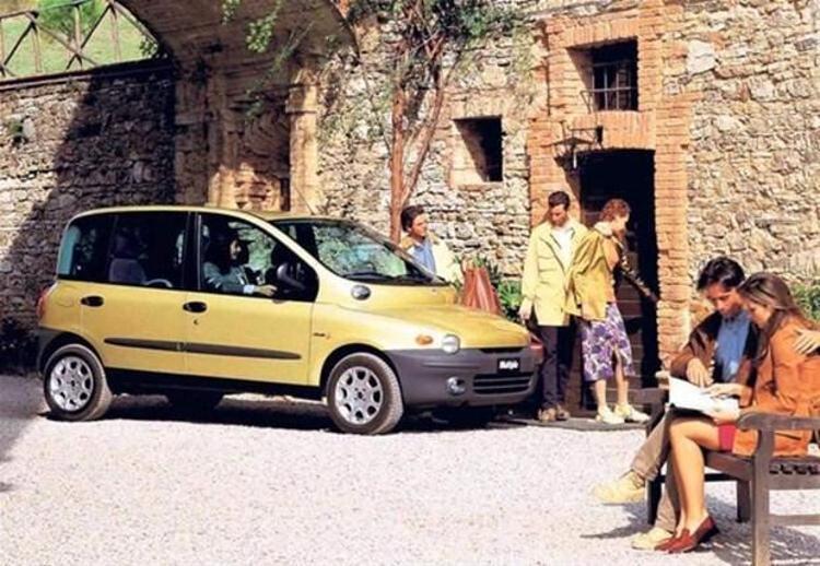 Ünlü ismin 75 milyon liralık oyuncağı İşte dünyanın en çirkin ve garip en pahalı otomobilleri