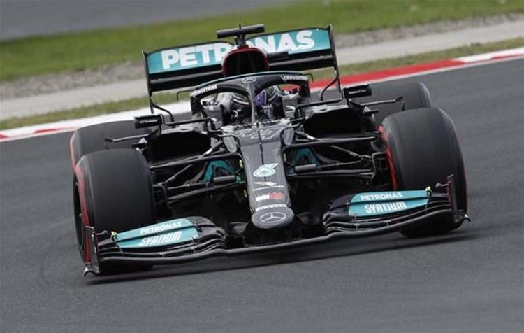 Formula 1de Türkiye Grand Prixnin heyecanı yaşanırken bugünkü sıralama turları öncesinde antrenman seansını gerçekleştirildi