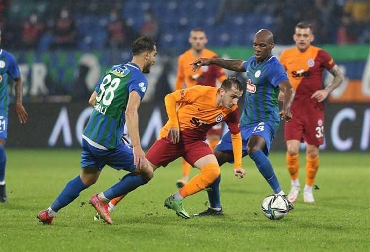 Ara transfer döneminde çok sayıda takviye yapmaya hazırlanan Galatasarayı, iç transferde de yoğun günler bekliyor. Sarı kırmızılı ekibin Brezilyalı stoperi Marcaoya Palmeirasın talip olmasının ardından...
