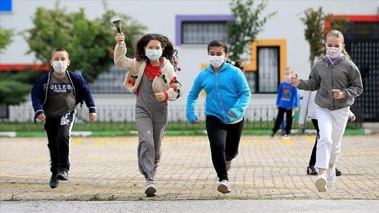 Milli Eğitim Bakanlığından son dakika kararı Tüm sınıfları kapsıyor Resmen değişti ve...