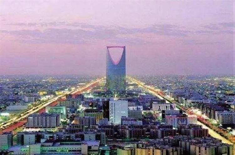 13 - Suudi Arabistan