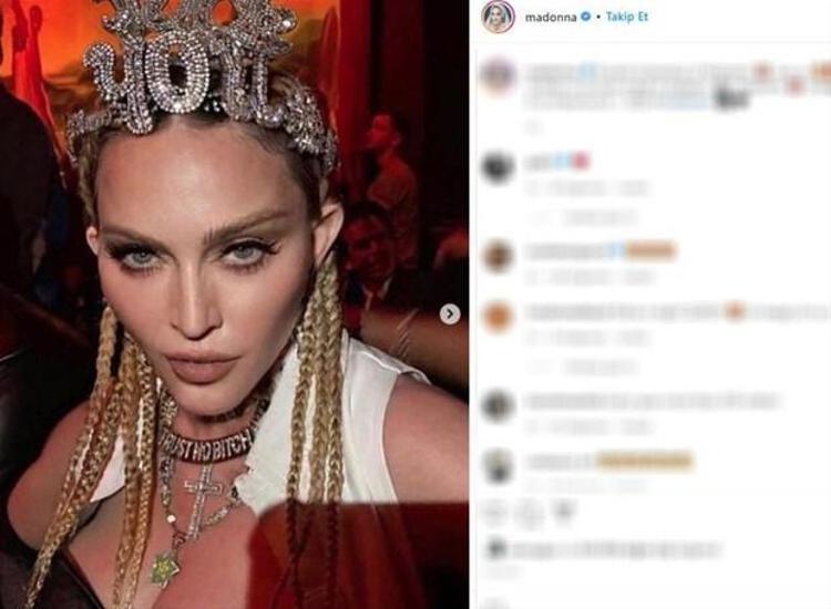 Daily Mailde yer alan habere göre, Amerikalı pop yıldızı Madonnanın verdiği pozlar eleştirilerin merkezi oldu.
