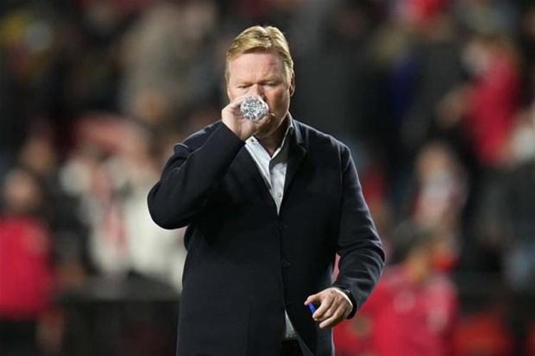 Barcelonada yaklaşık 15 ay görev yapan Koeman, toplamda 67 maça takımın başında çıkarak 39 galibiyet, 16 mağlubiyet ve 12 beraberlik aldı. Koeman, Barcelona ile geçen sezon Kral Kupasını kazandı.