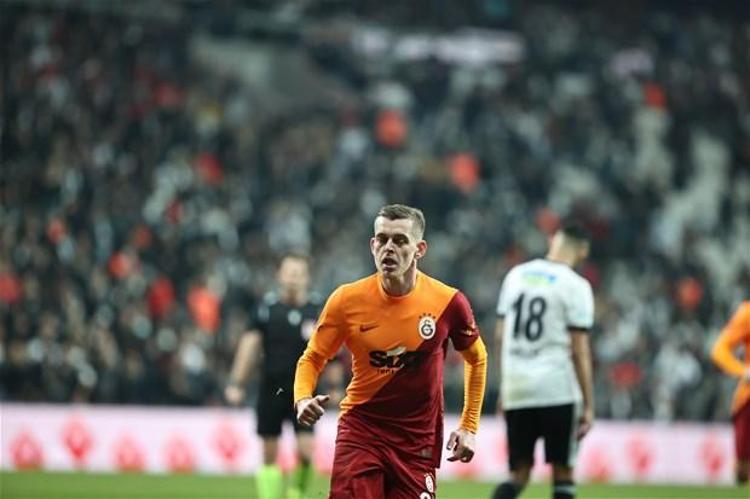 Bir dönem Galatasarayda da yardımcı antrenörlük yapan yorumcu Ümit Davala, sarı-kırmızılıların yediği golde Fernando Muslerayı eleştirdi. Ümit Davala...