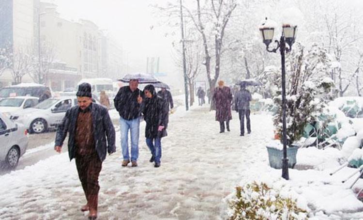 Kar yağışı başlıyor Meteorolojiden uyarı üstüne uyarı geldi, iller tek tek açıklandı, saat...