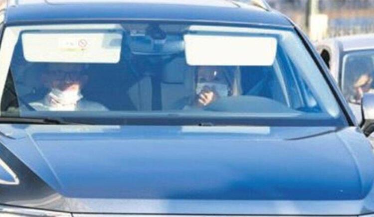 AŞIKLAR TRAFİKTE