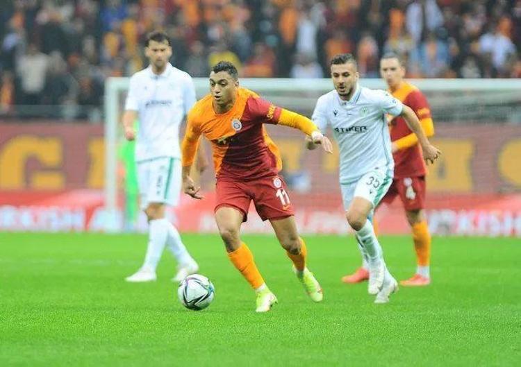Fenerbahçe - Galatasaray derbisinde Fatih Terimin planı belli oldu Kadıköyde sürpriz...