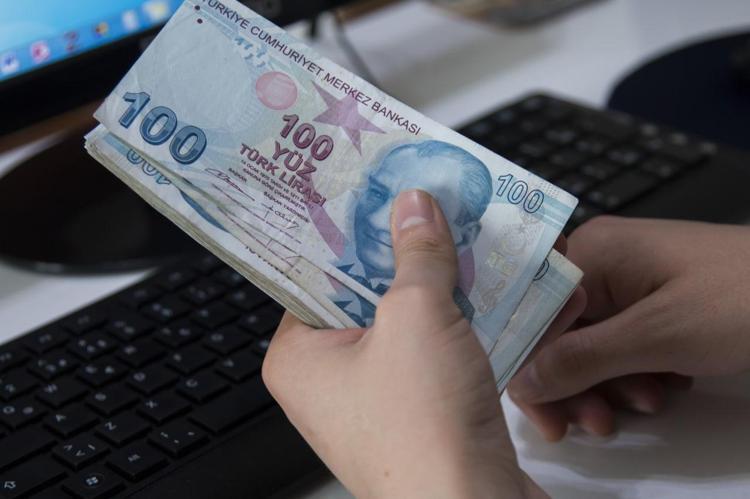 Kredi faiz oranları düştü Ziraat Bankası, Vakıfbank, Halkbank resmen duyurdu
