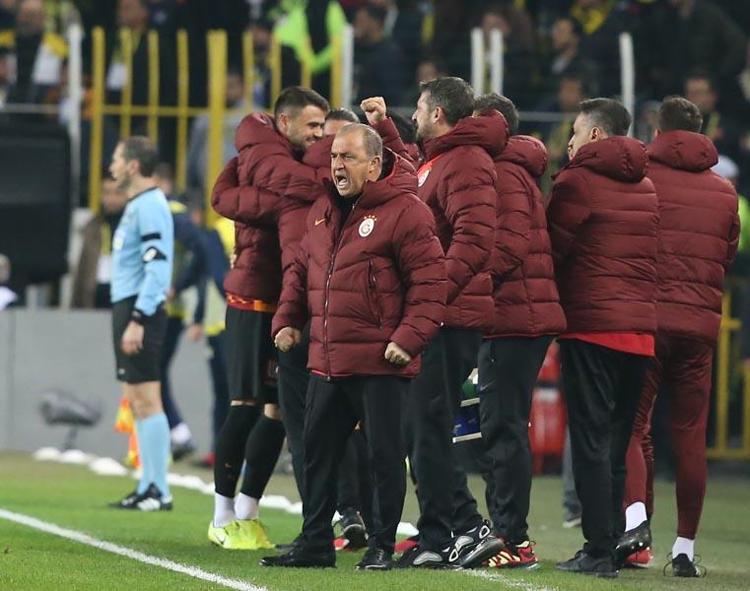 Dün Rıdvan Dilmen de bahsetmişti Galatasaray - Fenerbahçe derbisine yabancı hakem Listede Yunanlı, İngiliz, Bulgar, Alman isimler var