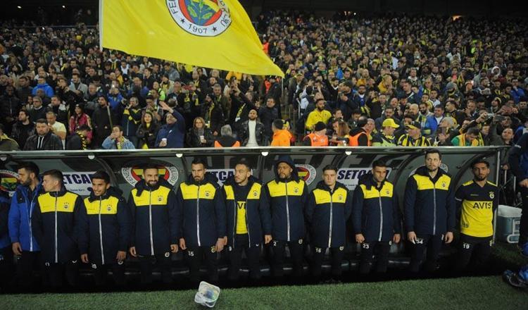 Dün Rıdvan Dilmen de bahsetmişti Galatasaray - Fenerbahçe derbisine yabancı hakem Listede Yunanlı, İngiliz, Bulgar, Alman isimler var