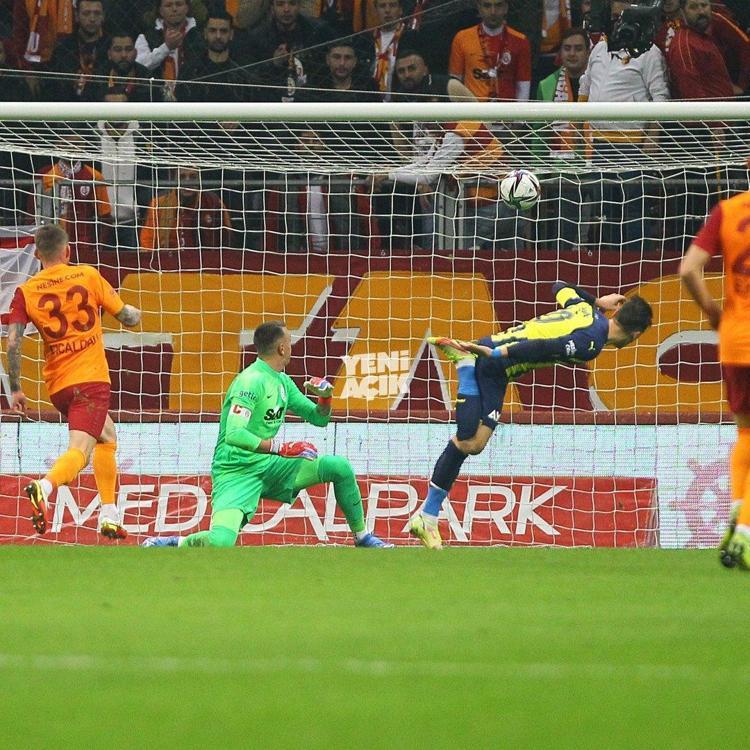 Galatasaray - Fenerbahçe derbisinden sonra kulis bilgisini verdi Eğer Vitor Pereira kaybetseydi Mesut Özil, İrfan Can Kahveci, Kim Min Jae, Berke Özer, Mert Hakan...