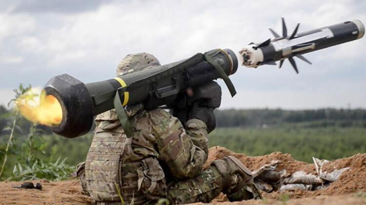 Karadenizde adım adım savaşa doğru Rusyadan Ukraynaya sert tepki: S-400 uçaksavar füze sistemleri ateşlendi...