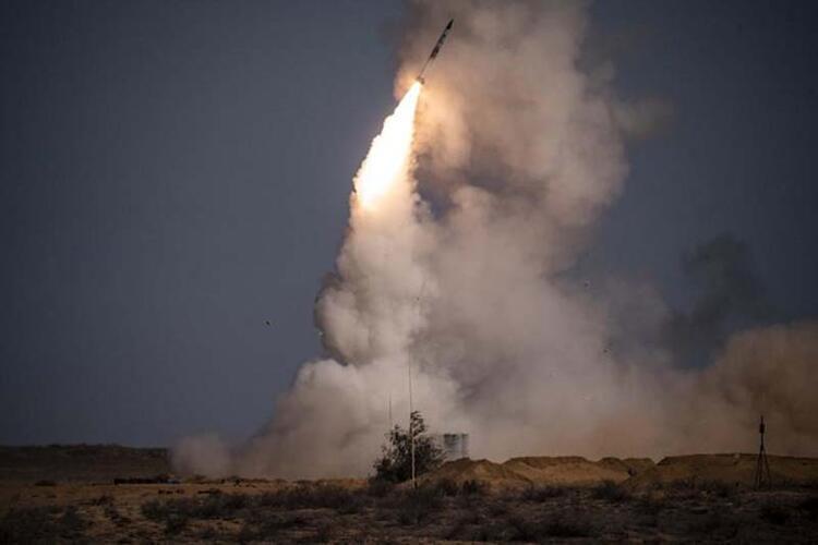 Karadenizde adım adım savaşa doğru Rusyadan Ukraynaya sert tepki: S-400 uçaksavar füze sistemleri ateşlendi...