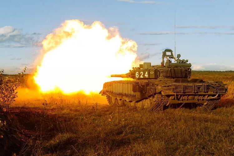 Karadenizde adım adım savaşa doğru Rusyadan Ukraynaya sert tepki: S-400 uçaksavar füze sistemleri ateşlendi...