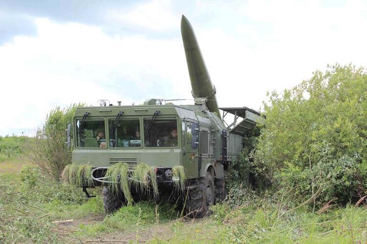 Karadenizde adım adım savaşa doğru Rusyadan Ukraynaya sert tepki: S-400 uçaksavar füze sistemleri ateşlendi...