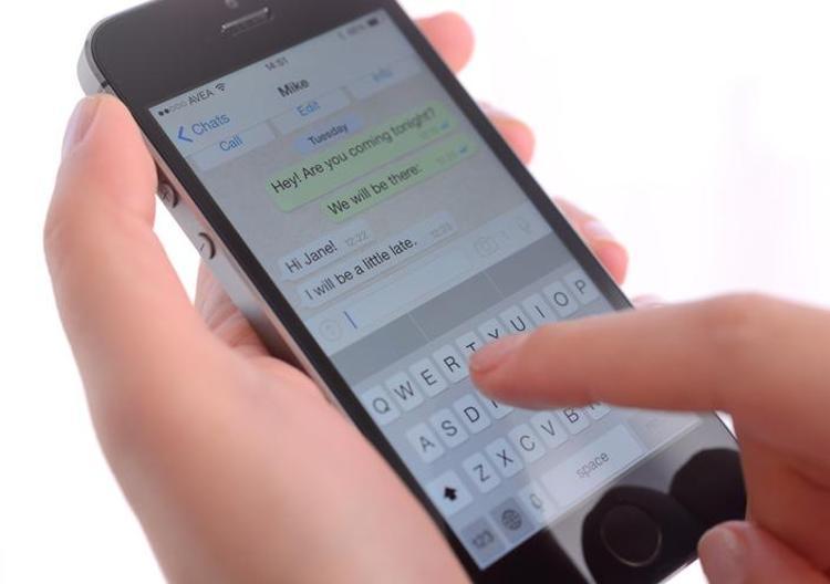 WhatsAppa yeni özellik geliyor Mesajlara cevap yazmak yerine tepki verilebilecek