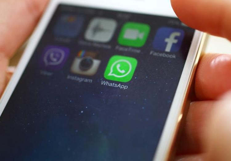 WhatsAppa yeni özellik geliyor Mesajlara cevap yazmak yerine tepki verilebilecek