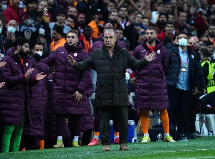 Avrupada hiç atılmadım demişti PFDKdan gece yarısı açıklaması Fatih Terim, Burak Elmas ve Rezan Epözdemirin cezaları belli oldu