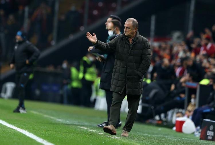 Avrupada hiç atılmadım demişti PFDKdan gece yarısı açıklaması Fatih Terim, Burak Elmas ve Rezan Epözdemirin cezaları belli oldu