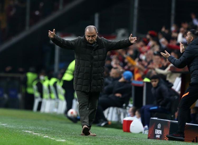Avrupada hiç atılmadım demişti PFDKdan gece yarısı açıklaması Fatih Terim, Burak Elmas ve Rezan Epözdemirin cezaları belli oldu