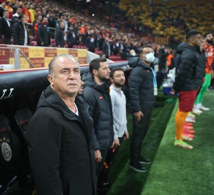 Avrupada hiç atılmadım demişti PFDKdan gece yarısı açıklaması Fatih Terim, Burak Elmas ve Rezan Epözdemirin cezaları belli oldu