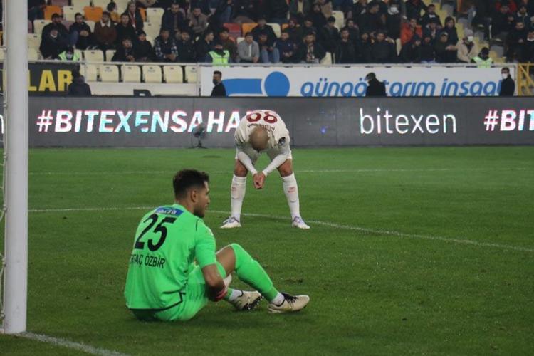 Sonunda Rıdvan Dilmeni de çıldırttı Malatyaspor - Galatasaray maçından sonra olay tepki Teşekkürler deyin gönderin gitsin