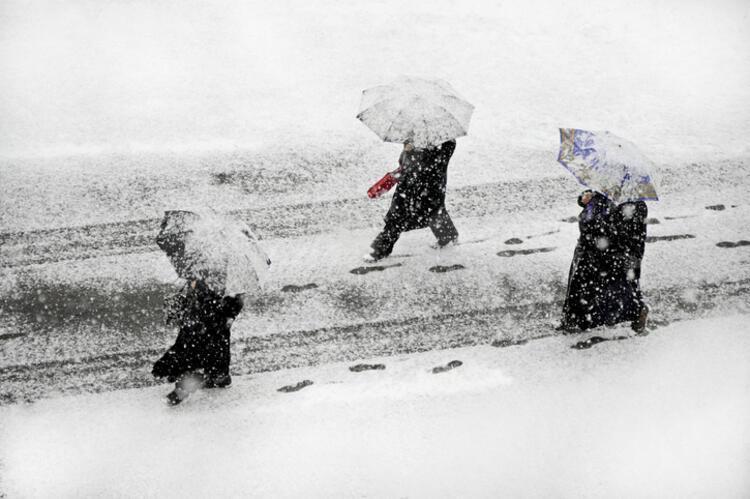 Kar yağışı geliyor Meteoroloji son dakika açıkladı Sıcaklık eksiye düşüyor, İstanbul, Ankara ve İzmir dahil birçok şehirde...