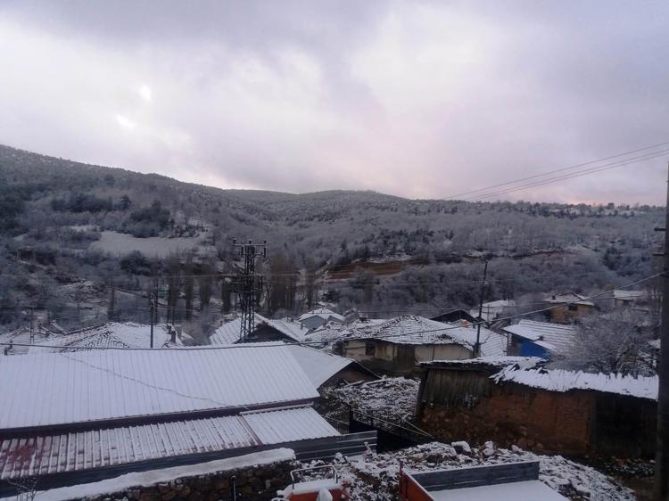Kar yağışı geliyor Meteoroloji son dakika açıkladı Sıcaklık eksiye düşüyor, İstanbul, Ankara ve İzmir dahil birçok şehirde...