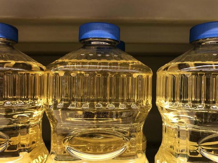 Ayçiçek yağları kayboldu Marketlerin 5 litrelik yağ rafları boşaldı...